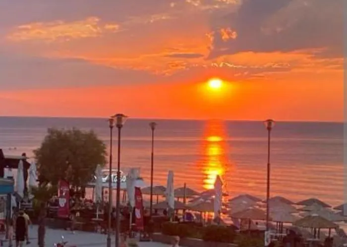 Dellmar Apartamento Peraía